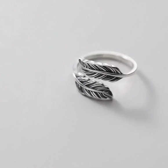 925 Sterling Silver Minimalist Feather Wrap Ring Leaf Adjustable Geometric Ring - Picture 2 of 5